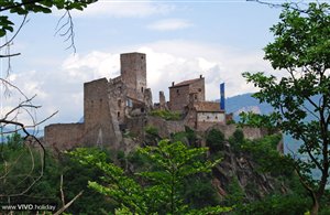 Vista sul Castel d'Appiano in Alto Adige