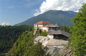 Blick auf das Schloss Rodenegg