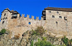 Schloss Runkelstein in der Ferienregion Südtirols Süden