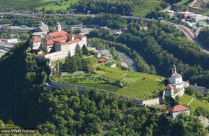 Vista sul Monastero di Sabiona in Valle Isarco