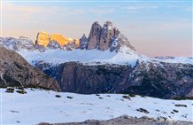 Vista sulle Tre Cime d'inverno