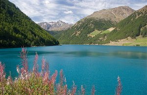Lago di Vernago nella regione di Merano e dintorni