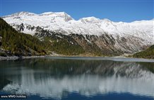 Blick auf den Neves - Stausee in Südtirol