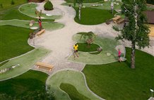 Piste di erba sintetica