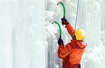 Arrampicata su ghiaccio a Corvara presso Moso in Passiria