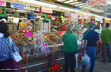 Bancarella dei dolci - Mercato di Stegona in Val Pusteria