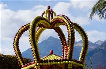 Corona delle mele - Festa dell'Uva a Merano