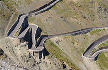 Tour motociclistico Passo dello Stelvio nell'area vacanze della Val Venosta