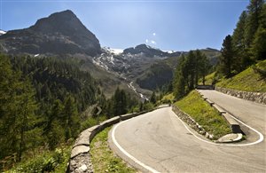 Tour motociclistico Passo dello Stelvio in Val Venosta
