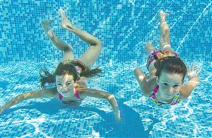 Schwimmen in der Ferienregion Tauferer Ahrntal
