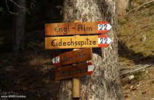 Beschilderung zur Englalm in Terenten