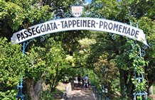 Eingang zur Tappeiner-Promenade in Meran