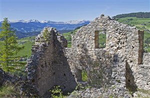 Rudere di Castelvecchio - Sentiero Oswald von Wolkenstein