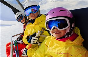 Obbligo di indossare il casco per bambini