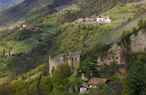 Blick auf das Landwirtschaftsmuseum Brunnenburg