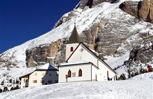 Wallfahrtskirche Heilig Kreuz im Winter