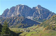 Bergkulisse in Kolfuschg im Gadertal