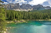 Karersee im nahegelegenen Welschnofen