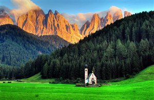 Kirchlein St. Johann in Ranui - Villnösser Tal