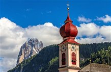 Kirche in St. Ulrich in der Urlaubsregion Gröden