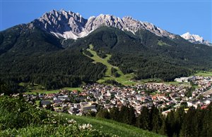 Vista su San Candido nell'area vacanze Alta Pusteria