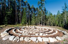 Sentiero LandArt a Falzes nell'area vacanze del Plan de Corones