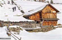 Sci alpinismo sulla Cima di Terento in inverno