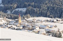 Blick auf Taisten im Winter