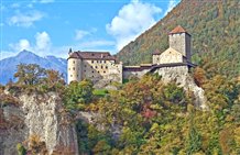Schloss Tirol in der Urlaubsregion Meraner Land