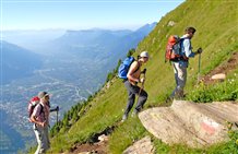 Wandern in Dorf Tirol im Meraner Land