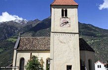 Chiesa di Plaus nella regione vacanza di Merano e dintorni