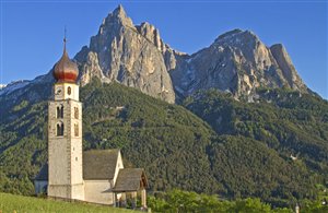 Siusi allo Sciliar nella regione vacanze dell'Alpe di Siusi