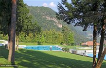 Piscina all'aperto ad Andriano nella Bassa Atesina