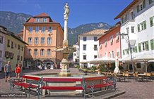Brunnen im Zentrum von Kaltern in Südtirol
