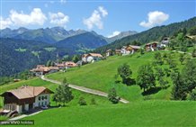 Blick auf Laurein im Ultental - Deutschnonsberg in Südtirol
