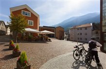Piazza a Prato allo Stelvio